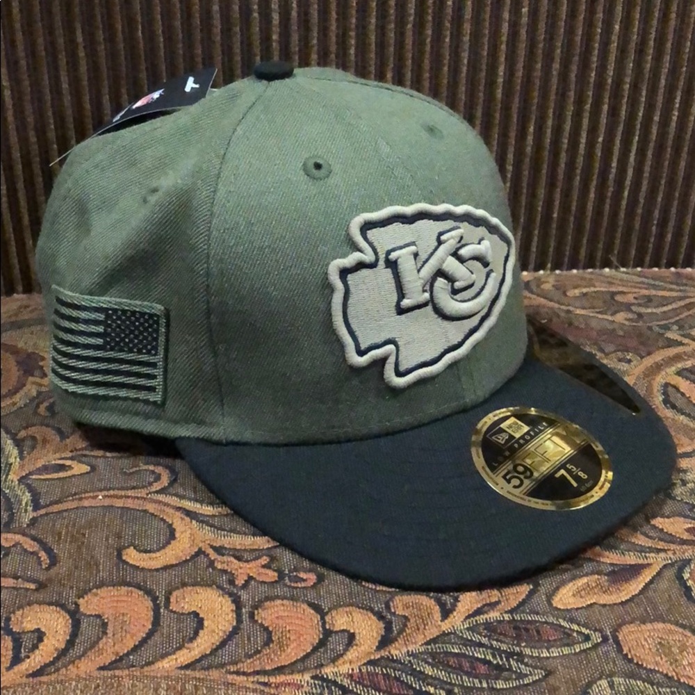 Kansas City Chiefs men’s salute to service hat